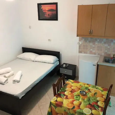 Apartment Agimi *