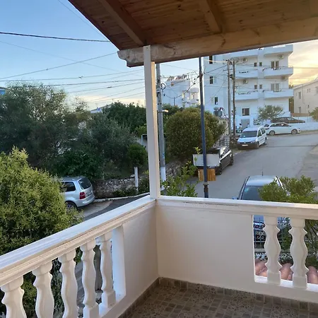 Agimi Apartment